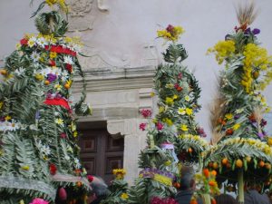 le pupazze di Bova (RC) alla domenica delle palme